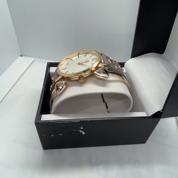 INC. New with Bracelet Rose Gold with beige Belt - Picture 2 of 8